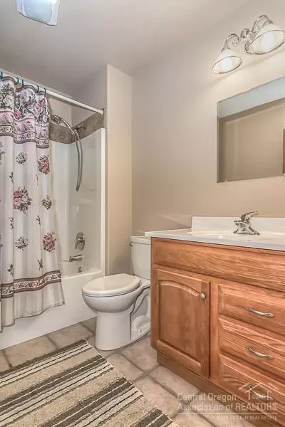 19449 Apache Rd, Bend, OR 97702 photo 17