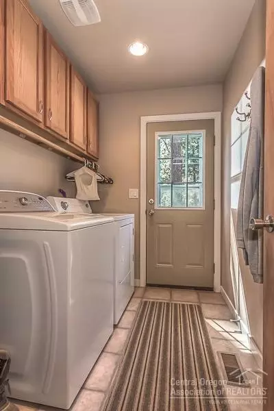 19449 Apache Rd, Bend, OR 97702 photo 22