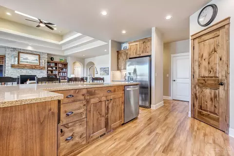 20685 NE Comet Ct, Bend, OR 97701 photo 12