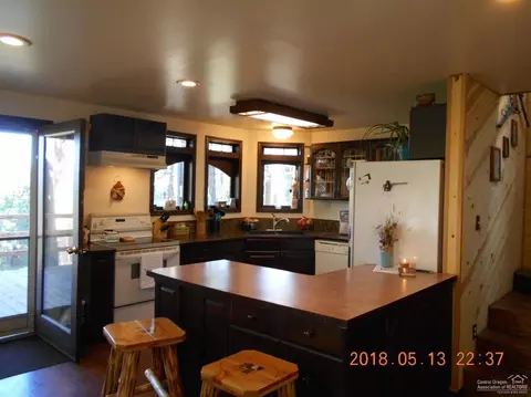 51586 Ash Rd, La Pine, OR 97739 photo 3
