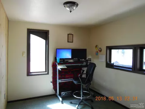 51586 Ash Rd, La Pine, OR 97739 photo 14