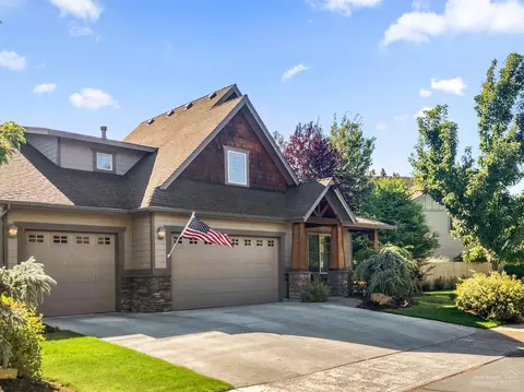 60973 Creekstone Loop, Bend, OR 97702 photo 3