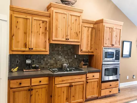 60973 Creekstone Loop, Bend, OR 97702 photo 12