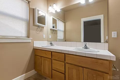 20614 Redwing Ln, Bend, OR 97702 photo 13