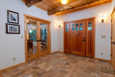 56242 Solar Dr, Bend, OR 97707 photo 10