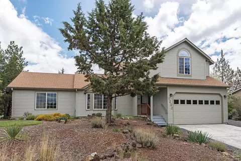1232 NE Locksley Dr, Bend, OR 97701 photo 1