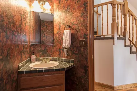 1232 NE Locksley Dr, Bend, OR 97701 photo 9