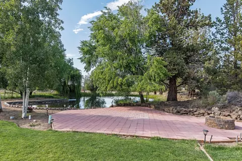 63311 Abbey Rd, Bend, OR 97701 photo 21