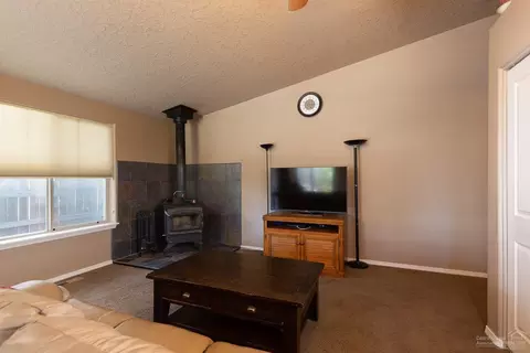 16438 Riley Dr, La Pine, OR 97739 photo 9