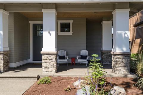1809 NW Fields St, Bend, OR 97703 photo 2