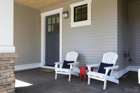 1809 NW Fields St, Bend, OR 97703 photo 3