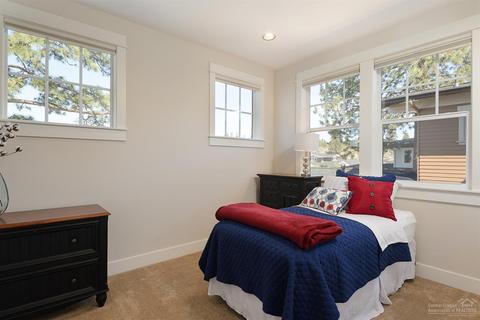 1809 NW Fields St, Bend, OR 97703 photo 20