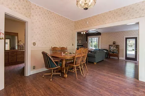 210 Juniper Ave, Spray, OR 97874 photo 3