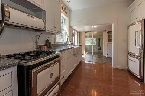 210 Juniper Ave, Spray, OR 97874 photo 5