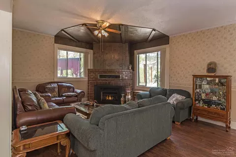 210 Juniper Ave, Spray, OR 97874 photo 4