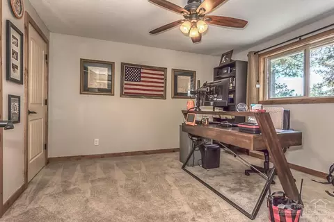 61121 SW Echo Hollow Rd, Bend, OR 97702 photo 11