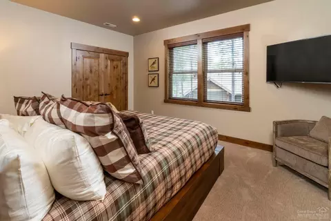 56629 Sunstone Loop, Bend, OR 97707 photo 17