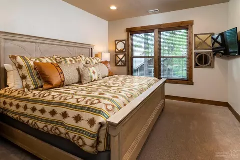 56629 Sunstone Loop, Bend, OR 97707 photo 15