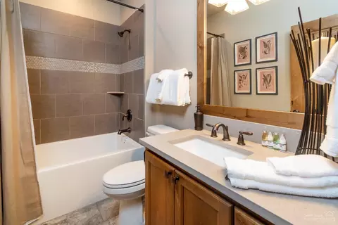 56629 Sunstone Loop, Bend, OR 97707 photo 14