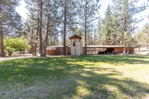 63415 Saddleback Dr, Bend, OR 97703 photo 23