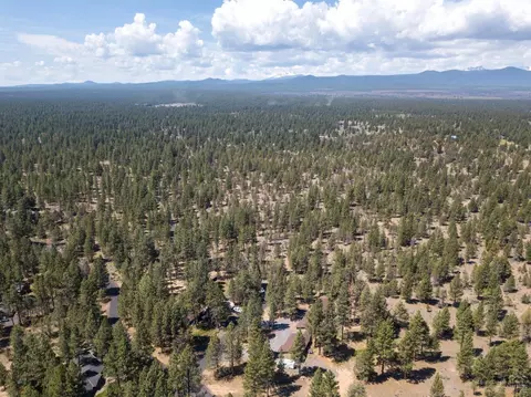 63415 Saddleback Dr, Bend, OR 97703 photo 25