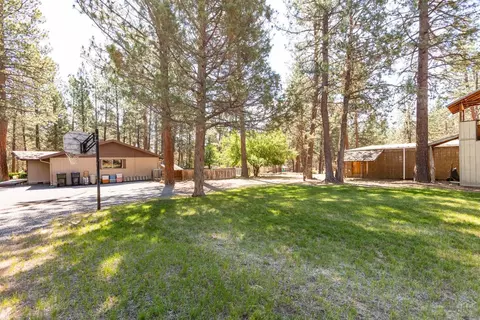 63415 Saddleback Dr, Bend, OR 97703 photo 22