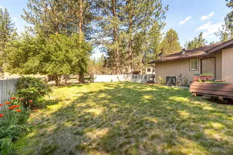 63415 Saddleback Dr, Bend, OR 97703 photo 20