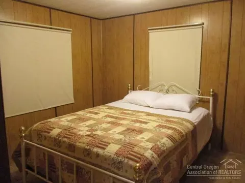 360 Riddle Rd, Crescent, OR 97733 photo 12