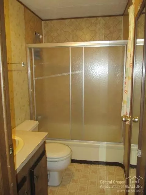 360 Riddle Rd, Crescent, OR 97733 photo 17