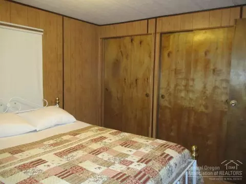 360 Riddle Rd, Crescent, OR 97733 photo 13