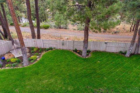 60984 Creekstone Loop, Bend, OR 97702 photo 24