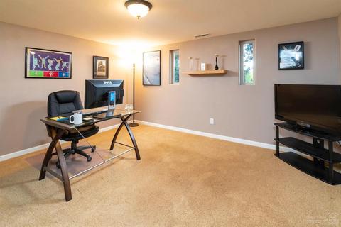 60984 Creekstone Loop, Bend, OR 97702 photo 16