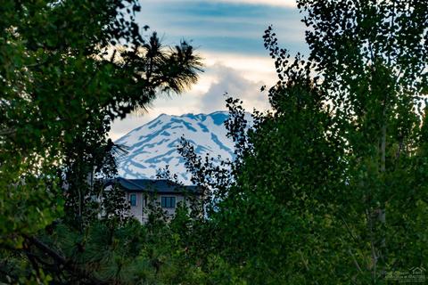 60984 Creekstone Loop, Bend, OR 97702 photo 25