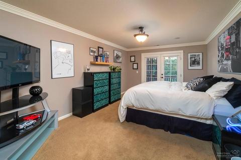 60984 Creekstone Loop, Bend, OR 97702 photo 12