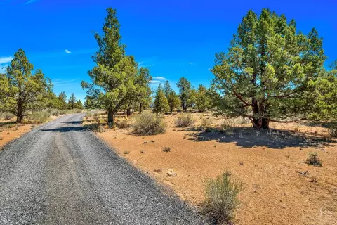 61050 Bacchus Ct, Bend, OR 97702 photo 25