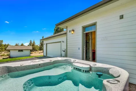 61050 Bacchus Ct, Bend, OR 97702 photo 20