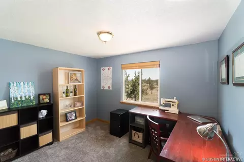 1036 NE Locksley Dr, Bend, OR 97701 photo 15