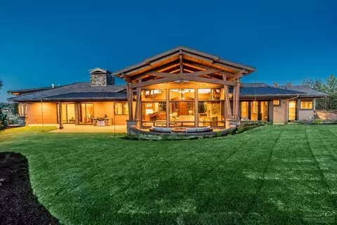 61489 Hawk Ct, Bend, OR 97702 photo 25