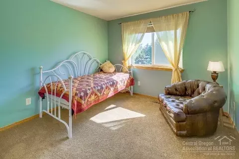 20811 Pony Ave, Bend, OR 97703 photo 16