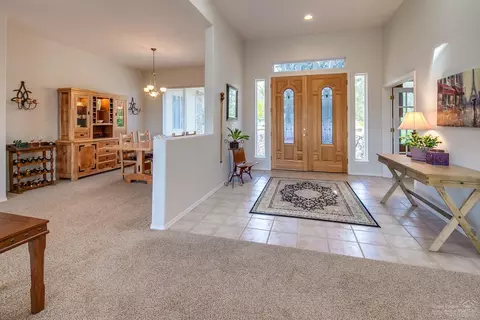 682 Goshawk Dr, Redmond, OR 97756 photo 7