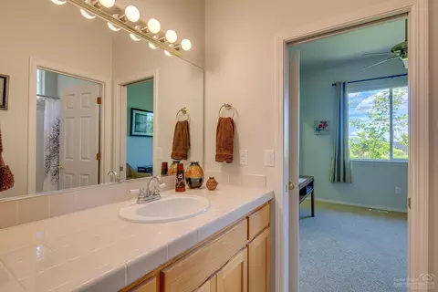 682 Goshawk Dr, Redmond, OR 97756 photo 22