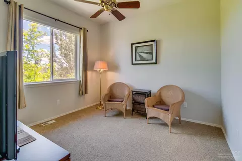 682 Goshawk Dr, Redmond, OR 97756 photo 23