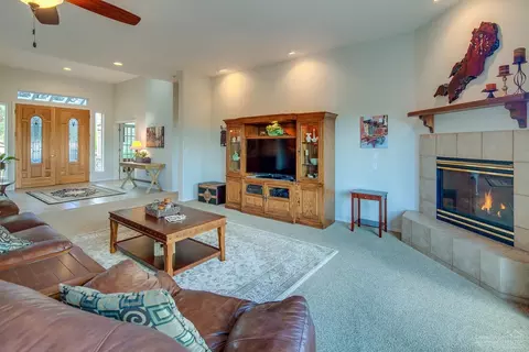 682 Goshawk Dr, Redmond, OR 97756 photo 11