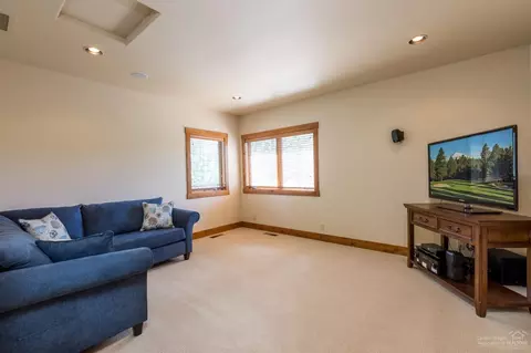 17782 Big Leaf Ln, Sunriver, OR 97707 photo 20