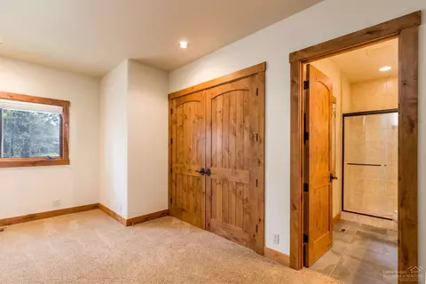 17782 Big Leaf Ln, Sunriver, OR 97707 photo 9