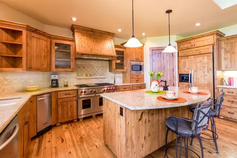 17782 Big Leaf Ln, Sunriver, OR 97707 photo 5