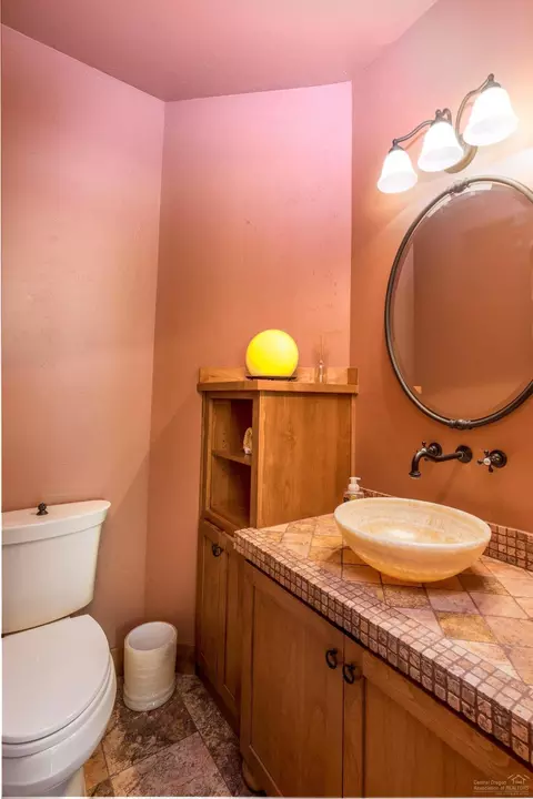 17782 Big Leaf Ln, Sunriver, OR 97707 photo 8