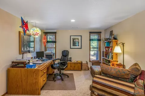 20511 Whitehaven Cir, Bend, OR 97702 photo 11