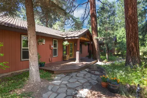 20511 Whitehaven Cir, Bend, OR 97702 photo 3
