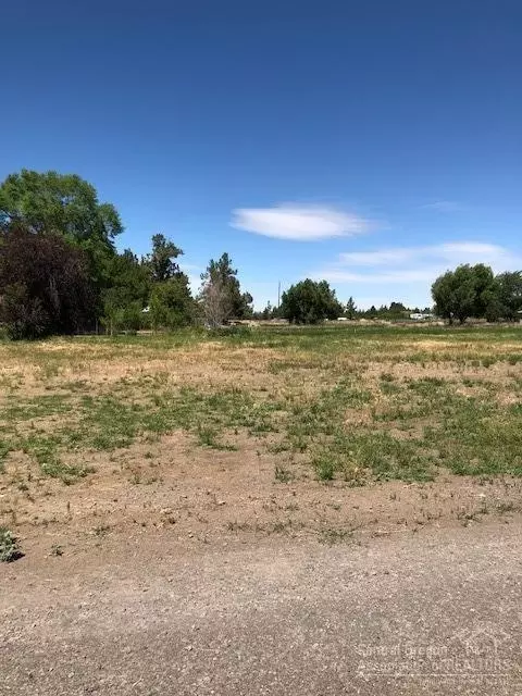 22129 Nelson Rd, Bend, OR 97701 photo 24